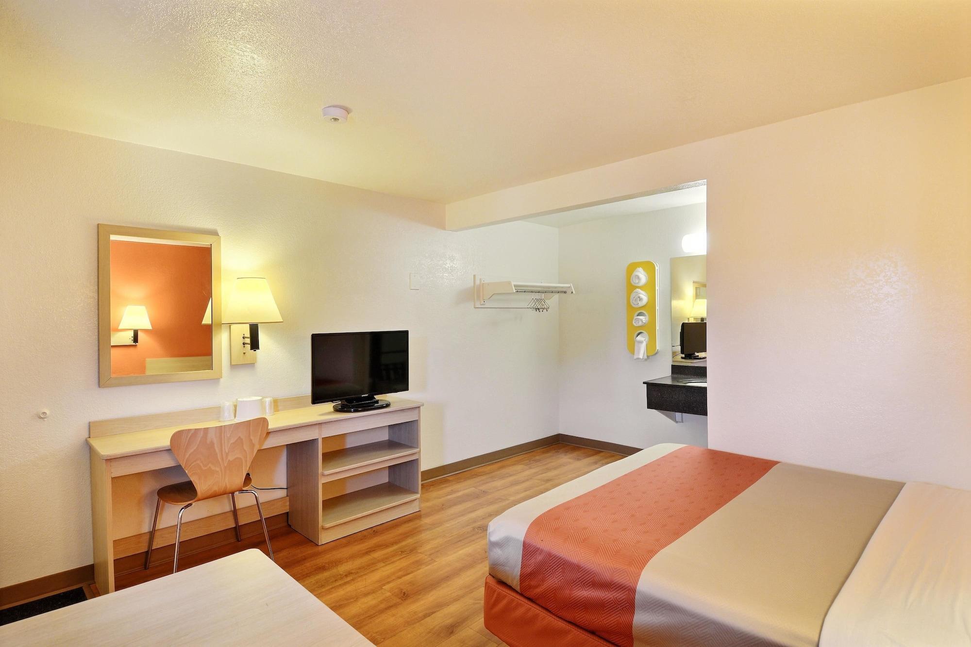 Travelodge By Wyndham Brattleboro Vt Eksteriør bilde