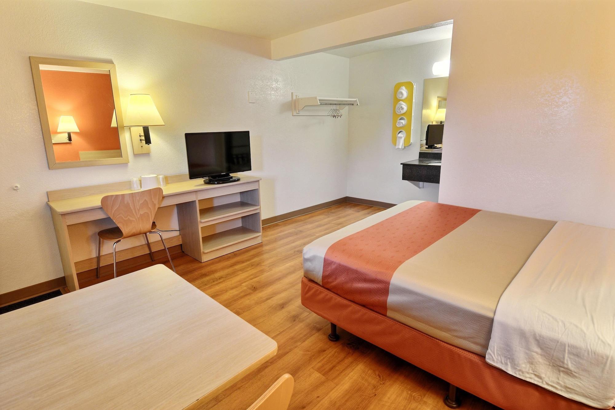 Travelodge By Wyndham Brattleboro Vt Eksteriør bilde