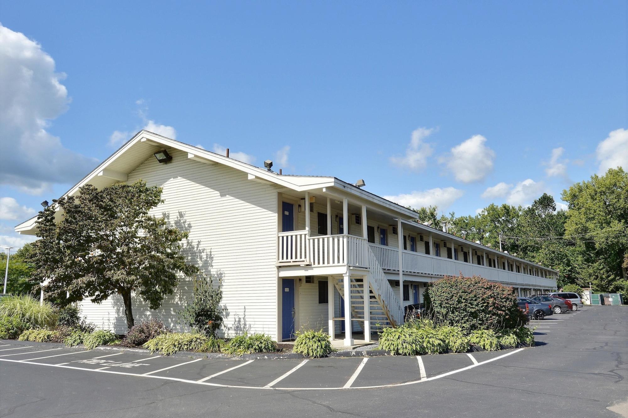 Travelodge By Wyndham Brattleboro Vt Eksteriør bilde