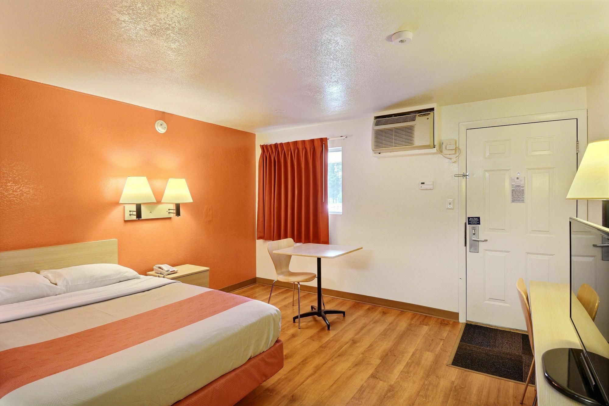 Travelodge By Wyndham Brattleboro Vt Eksteriør bilde